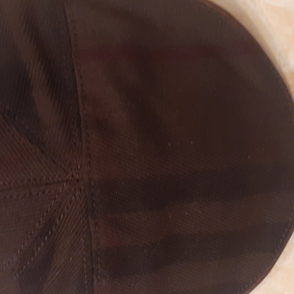 BURBERRY CAP AUTHENTIC - Picture 9 of 9